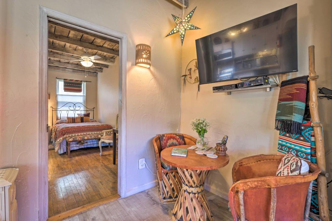 Authentic Adobe Abode Less Than 1 Mile To Sante Fe Plaza! Holiday home Santa Fe